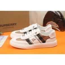 Burberry Sneakers